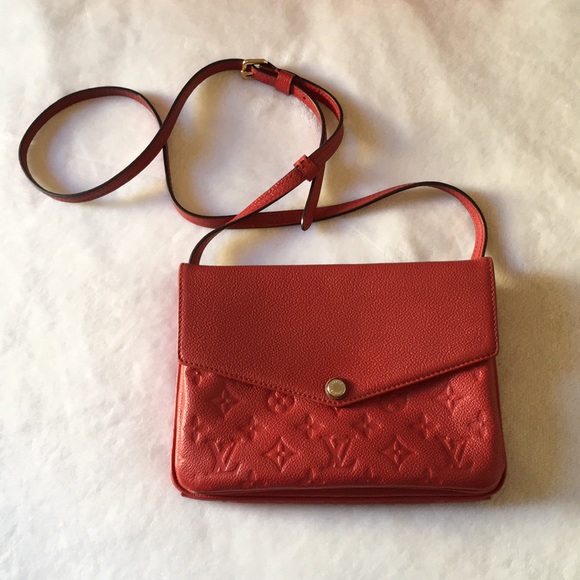 Louis Vuitton Crossbody Bag Red Leather ref.157709 - Joli Closet